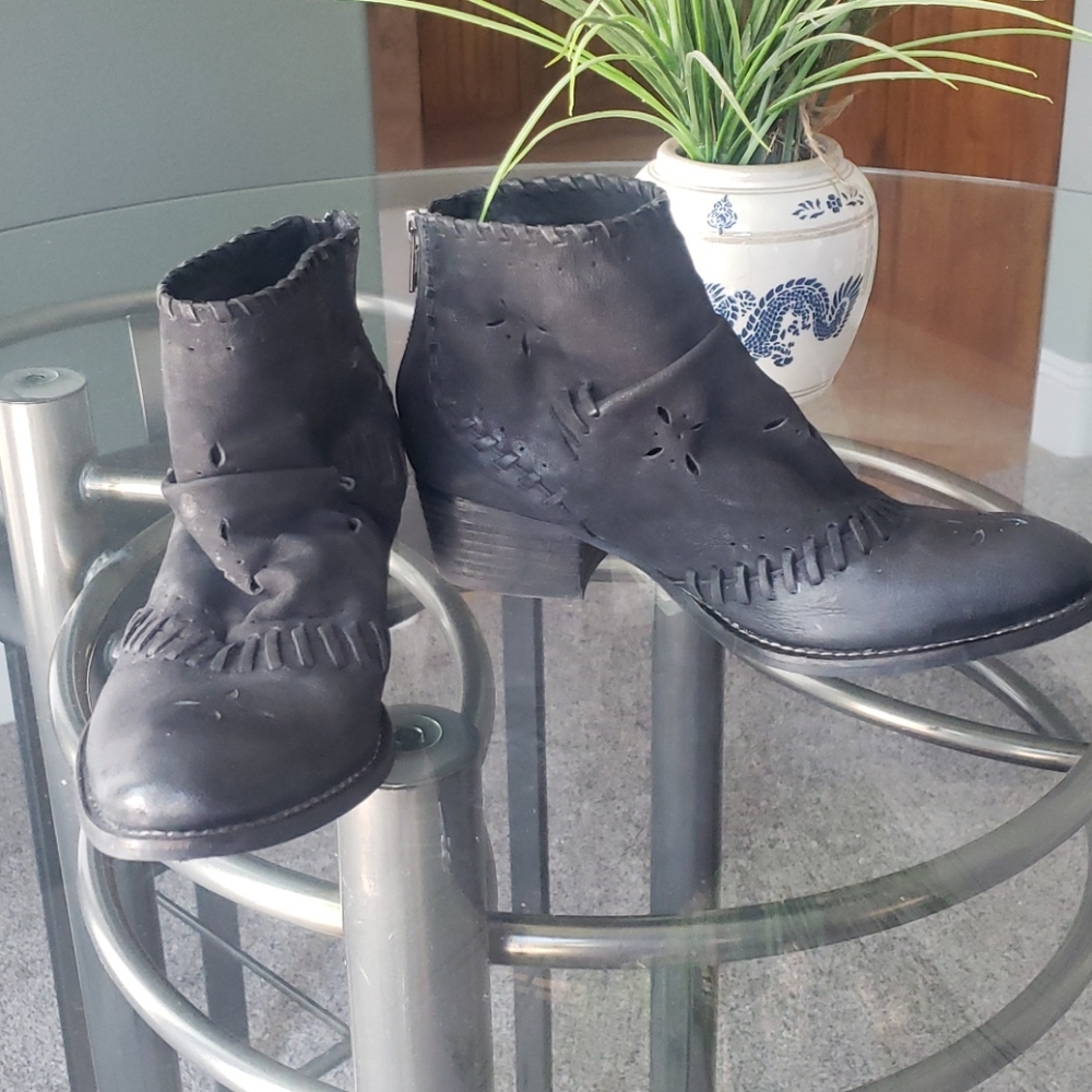 suede boots. Black - Picture 5 of 6